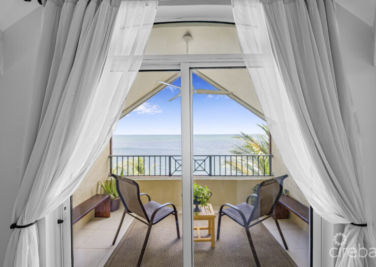 HARBOUR POINT OCEANFRONT 3 BED PLUS OFFICE