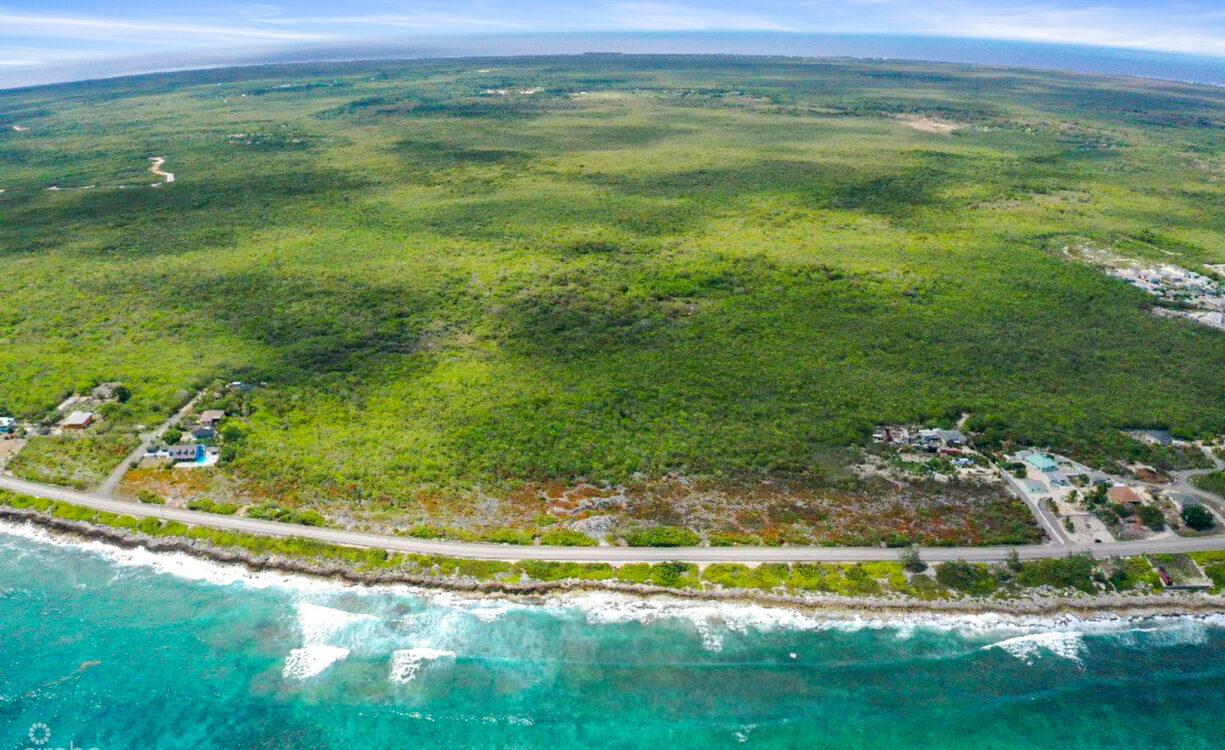 HIGH ROCK 5 ACRE DEVELOPMENT PARCEL W/WATERFRONTAGE