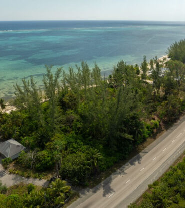 FRANK SOUND BEACH FRONT DEVELOPMENT LAND