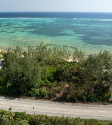 FRANK SOUND BEACH FRONT DEVELOPMENT LAND