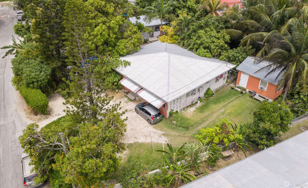 INVESTMENT PROPERTY- CENTRAL GEORGE TOWN