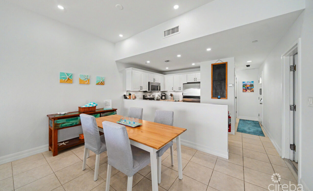 CASTAWAY COVE UNIT 328 A/B