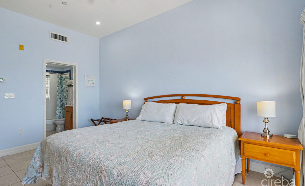 CASTAWAY COVE UNIT 328 A/B
