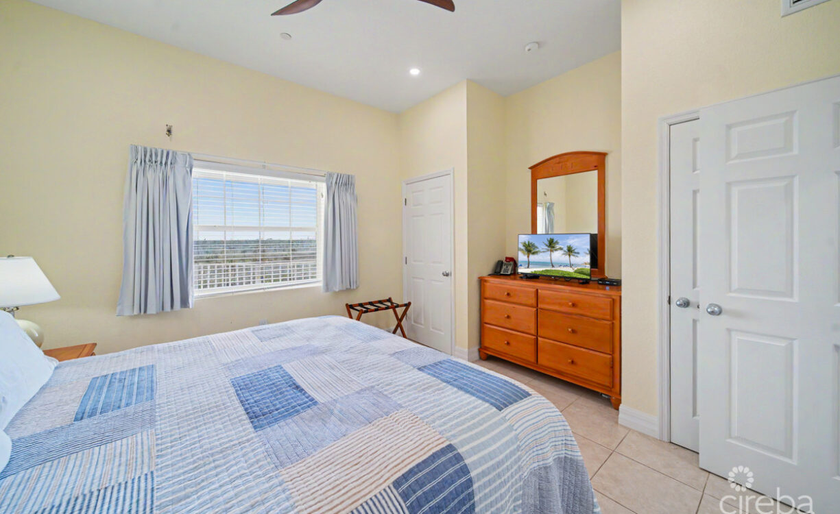 CASTAWAY COVE UNIT 328 A/B