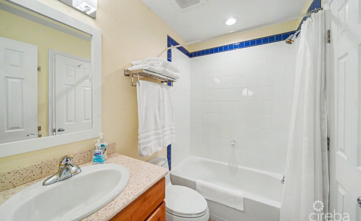 CASTAWAY COVE UNIT 328 A/B