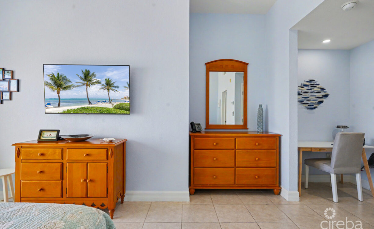 CASTAWAY COVE UNIT 328 A/B