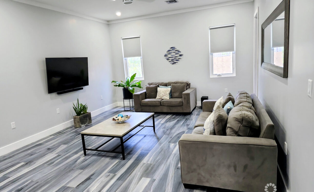 BEACH BAY HOME