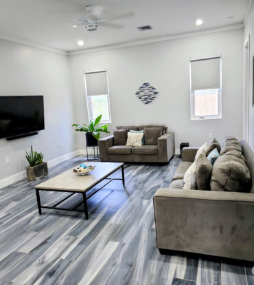 BEACH BAY HOME