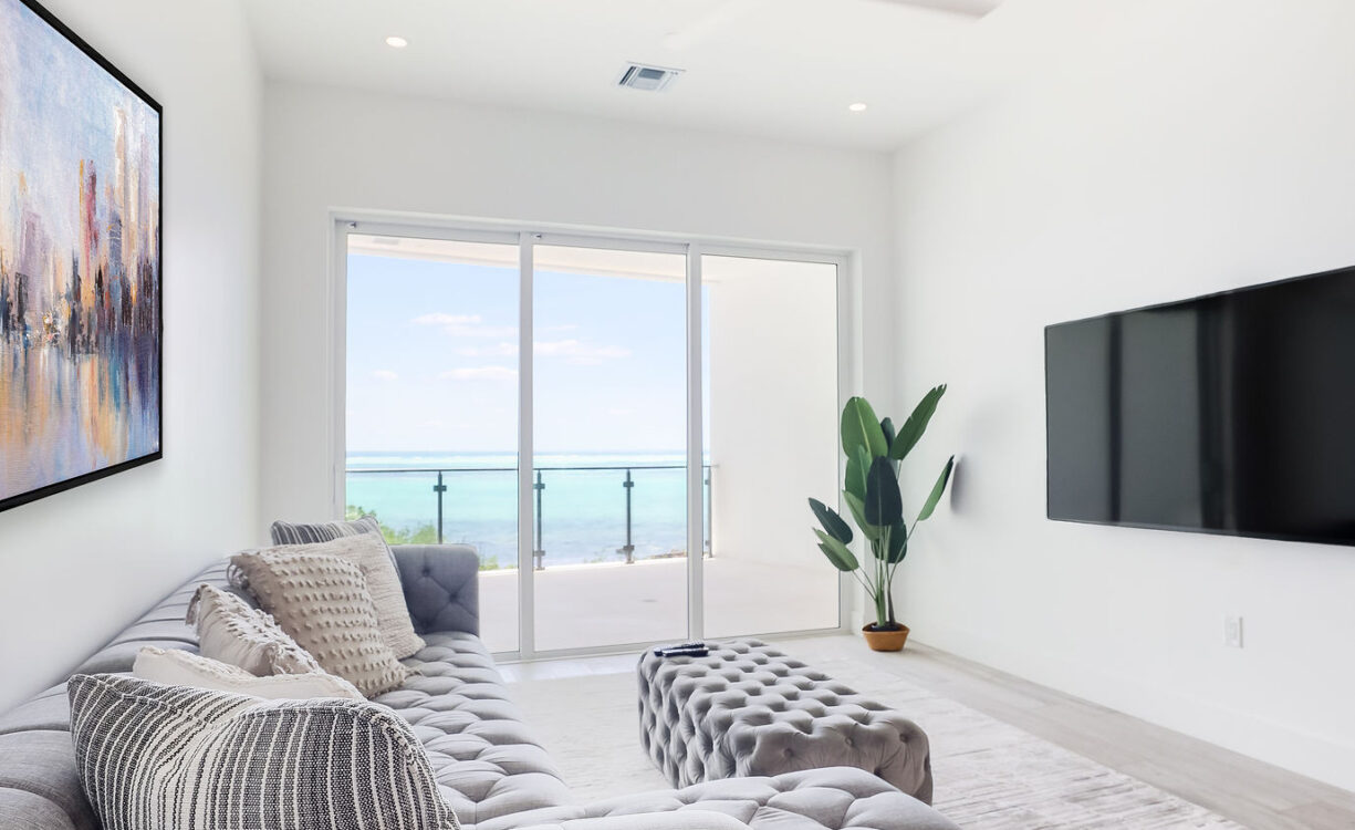 AURA #305 OCEANFRONT