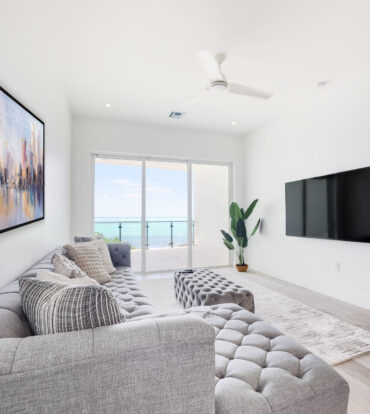 AURA #305 OCEANFRONT