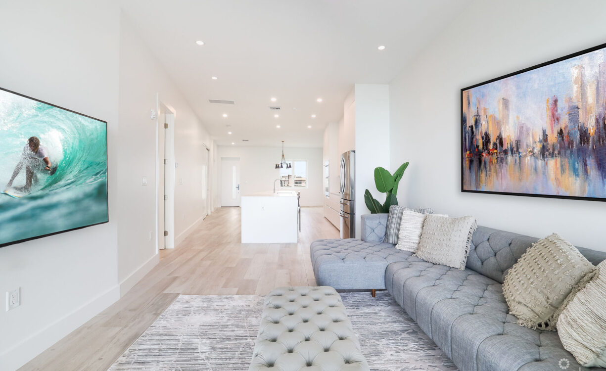 AURA #305 OCEANFRONT