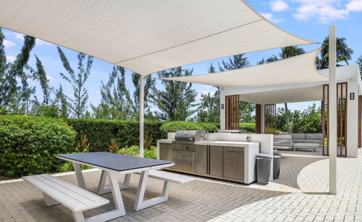 AURA #305 OCEANFRONT