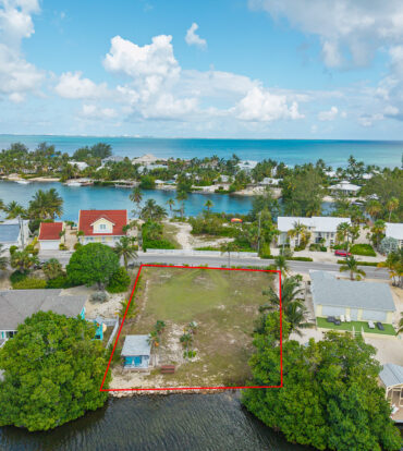 .3147 CANAL FRONT IN RUM POINT