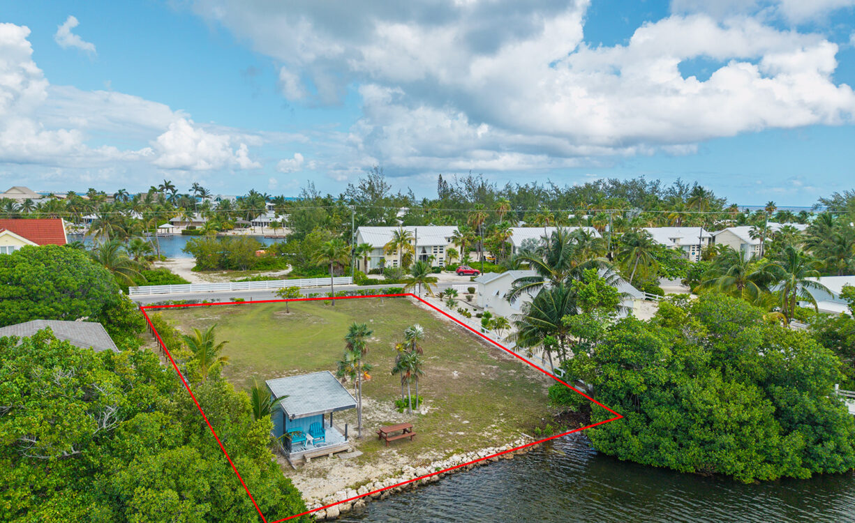 .3147 CANAL FRONT IN RUM POINT