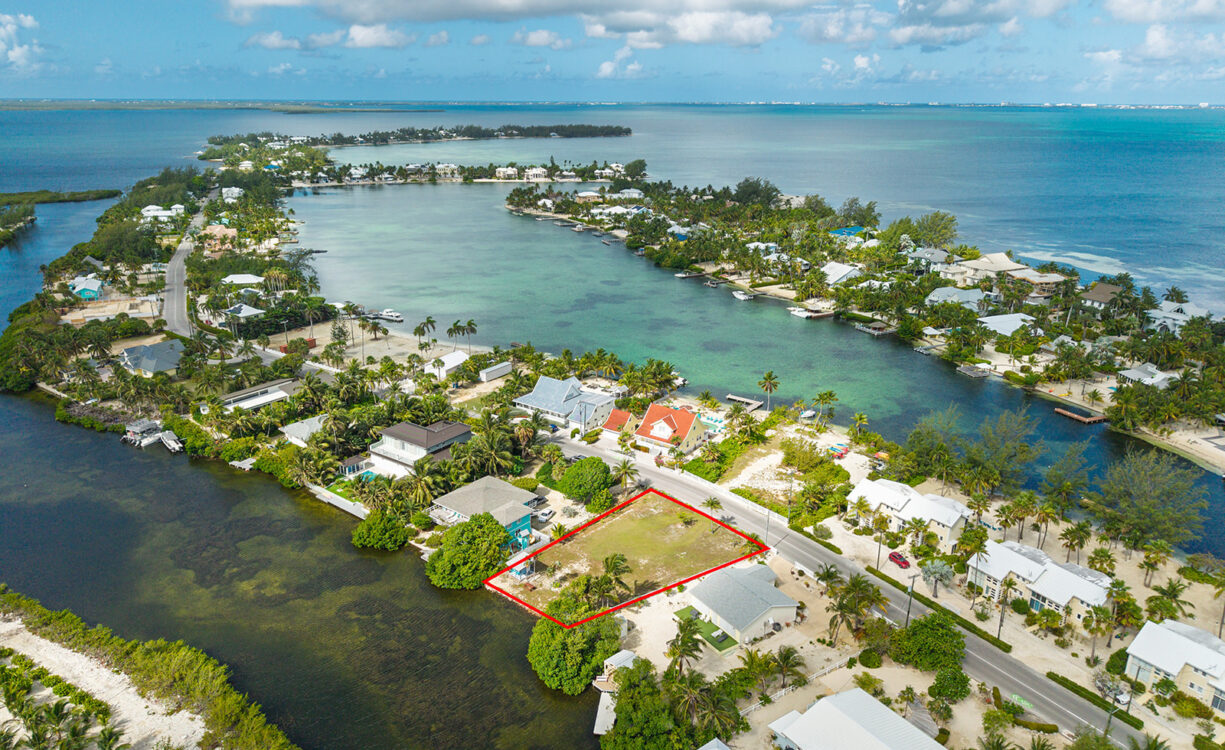.3147 CANAL FRONT IN RUM POINT