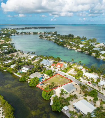.3147 CANAL FRONT IN RUM POINT