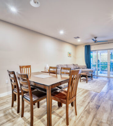 DOWNTOWN REACH 801