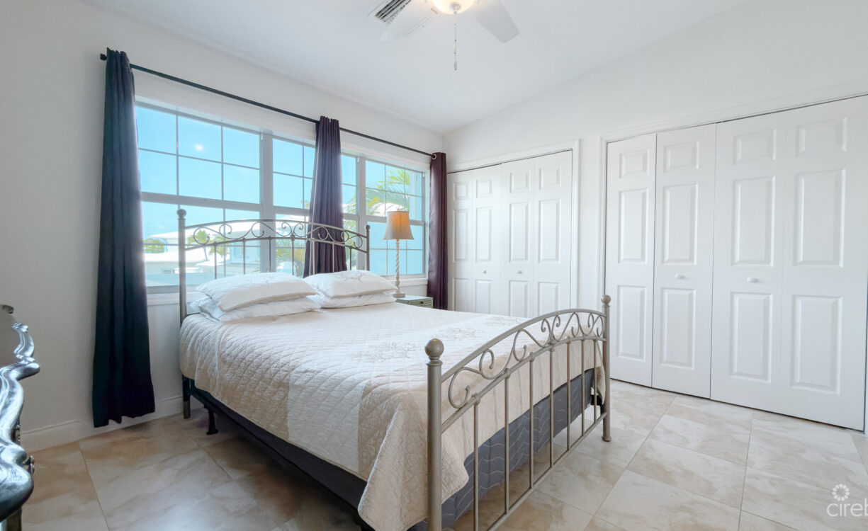 WINDSOR VILLAGE 2 BED TOWNHOUSE