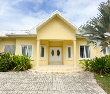 CANAL FRONT HOME 3 BED PROSPECT