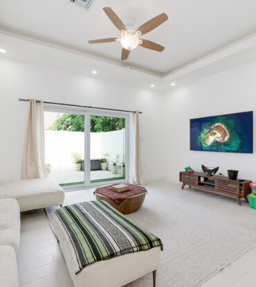 MANTRAS 2 BEDROOM TOWNHOME SOUTH SOUND