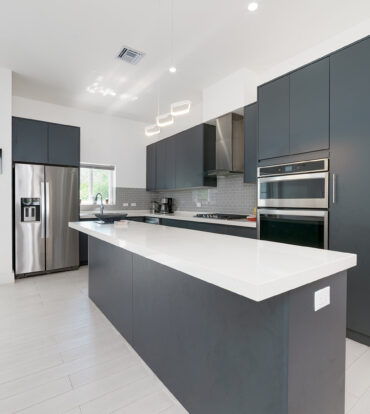 MANTRAS 2 BEDROOM TOWNHOME SOUTH SOUND