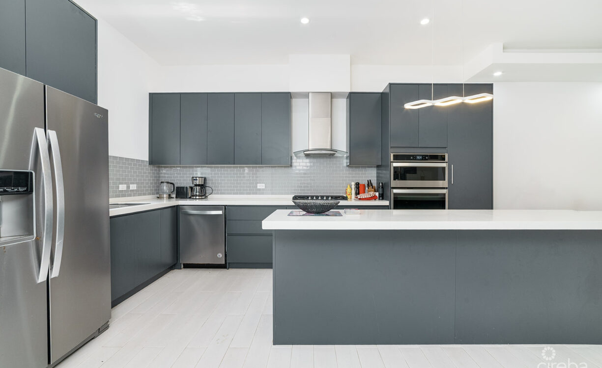MANTRAS 2 BEDROOM TOWNHOME SOUTH SOUND