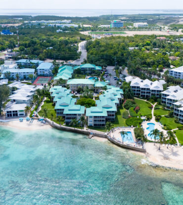 PLANTATION VILLAGE #9- SEVEN MILE BEACH
