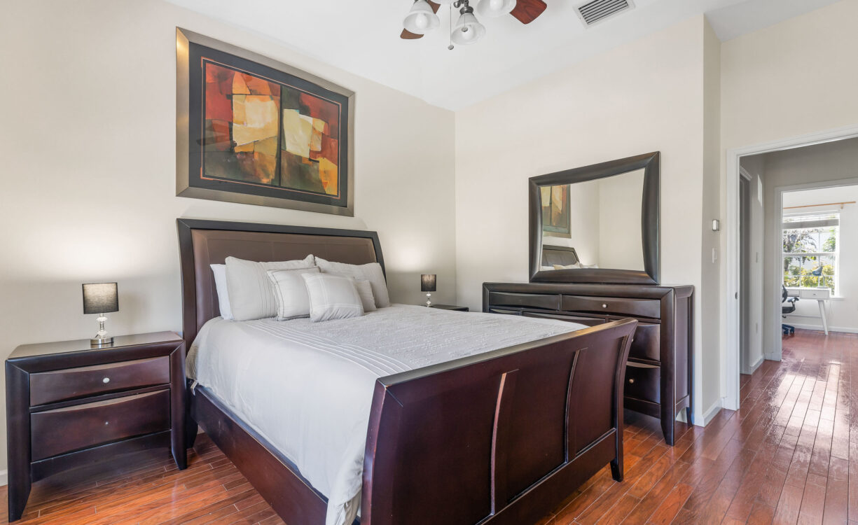 COCO RETREAT 34, GEORGE TOWN CONDO