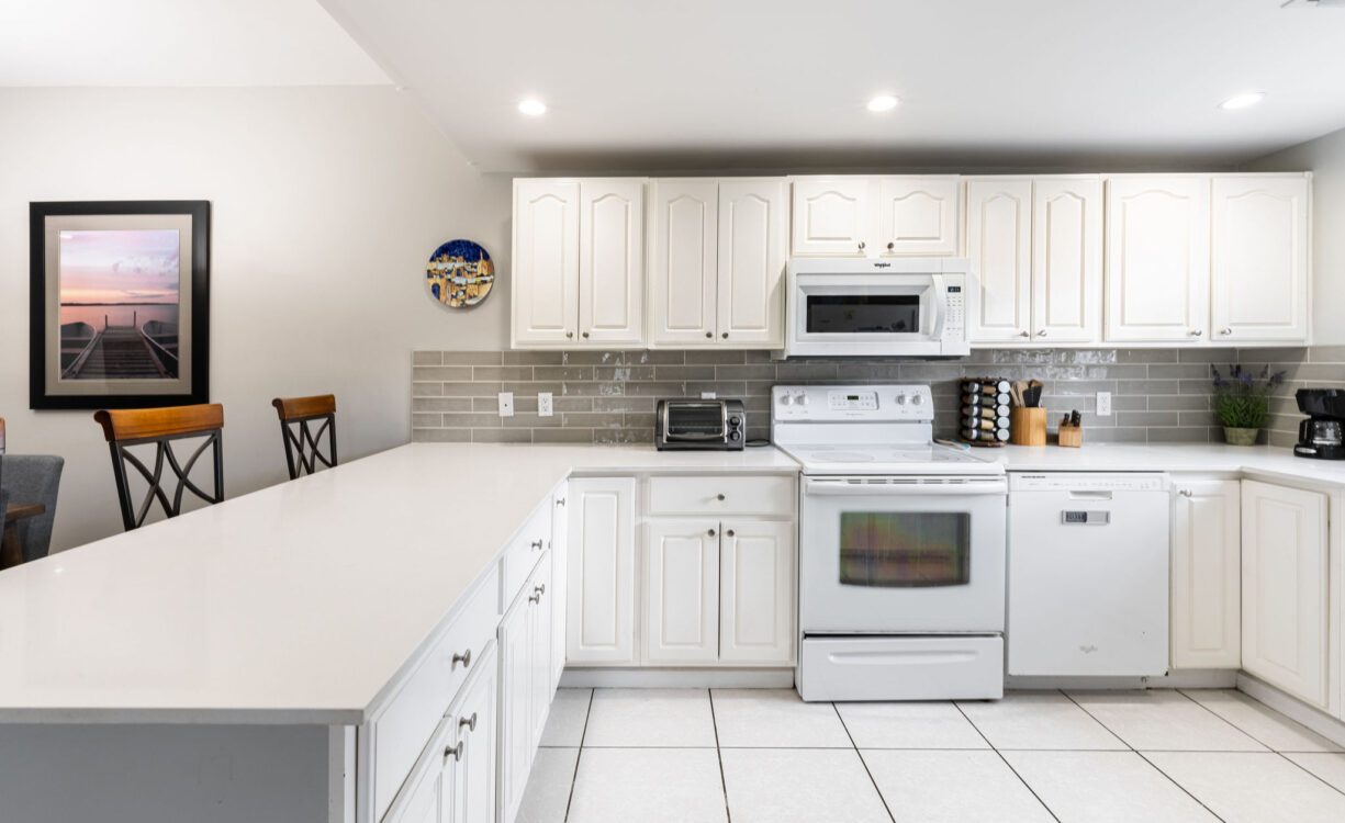 HOPE SPRINGS 36, 3 BEDROOM CONDO