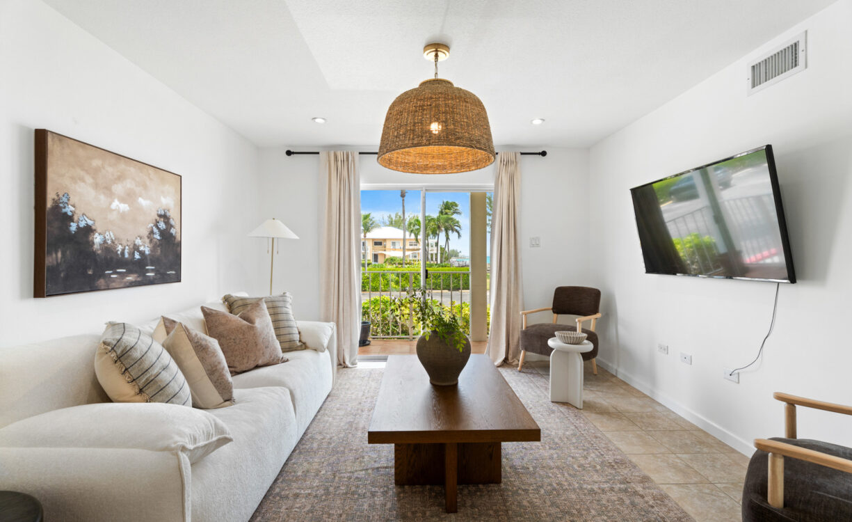 CARIBBEAN COURTS 8B, OCEANFRONT CONDO