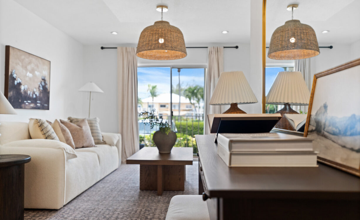 CARIBBEAN COURTS 8B, OCEANFRONT CONDO