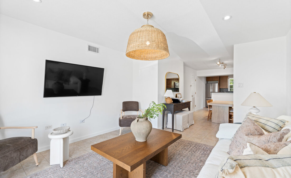 CARIBBEAN COURTS 8B, OCEANFRONT CONDO