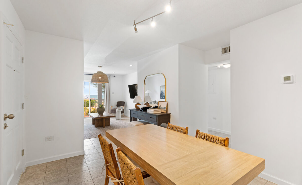 CARIBBEAN COURTS 8B, OCEANFRONT CONDO