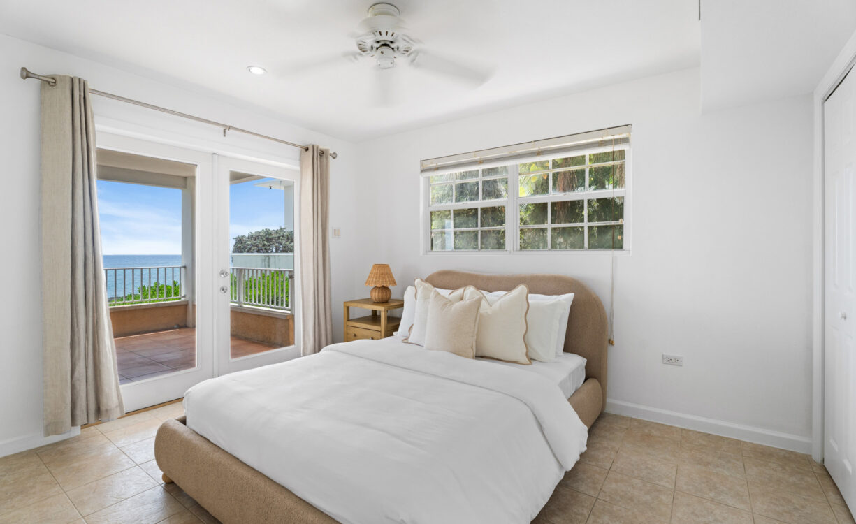 CARIBBEAN COURTS 8B, OCEANFRONT CONDO