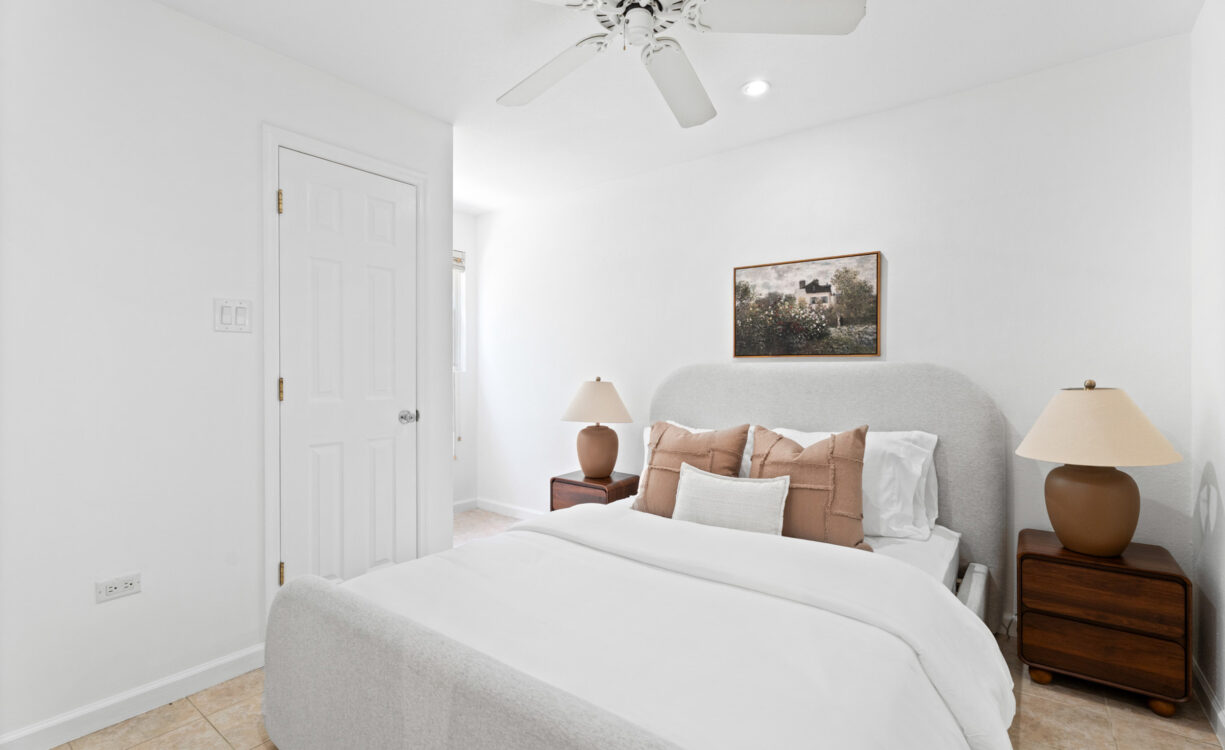 CARIBBEAN COURTS 8B, OCEANFRONT CONDO