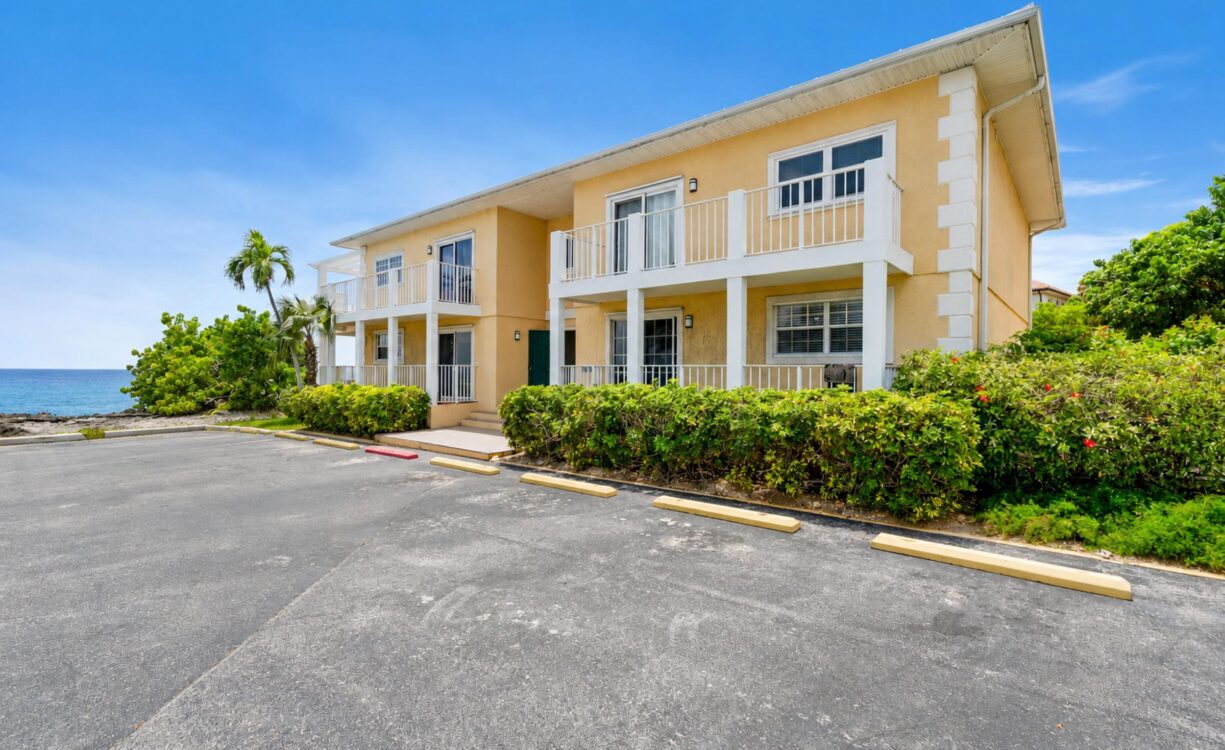 CARIBBEAN COURTS 8B, OCEANFRONT CONDO