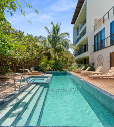 VIDA 104, BOUTIQUE RETREAT