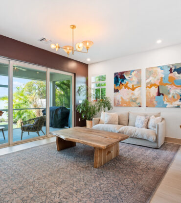 PERIWINKLE 551, 3 BEDROOM TOWNHOME