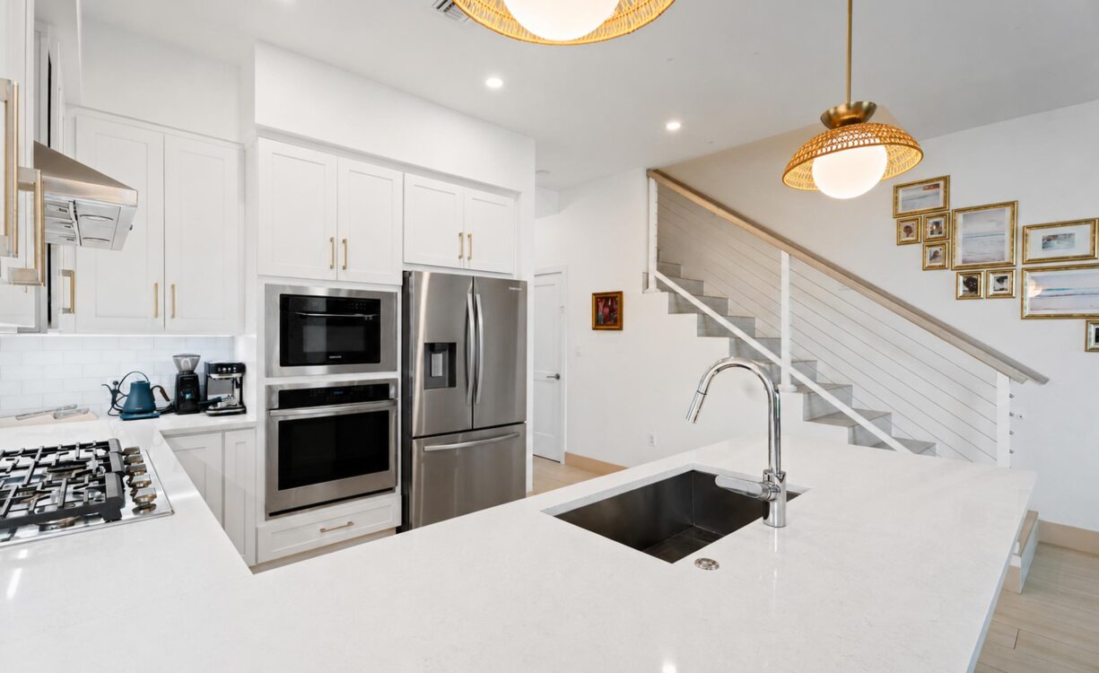 PERIWINKLE 551, 3 BEDROOM TOWNHOME