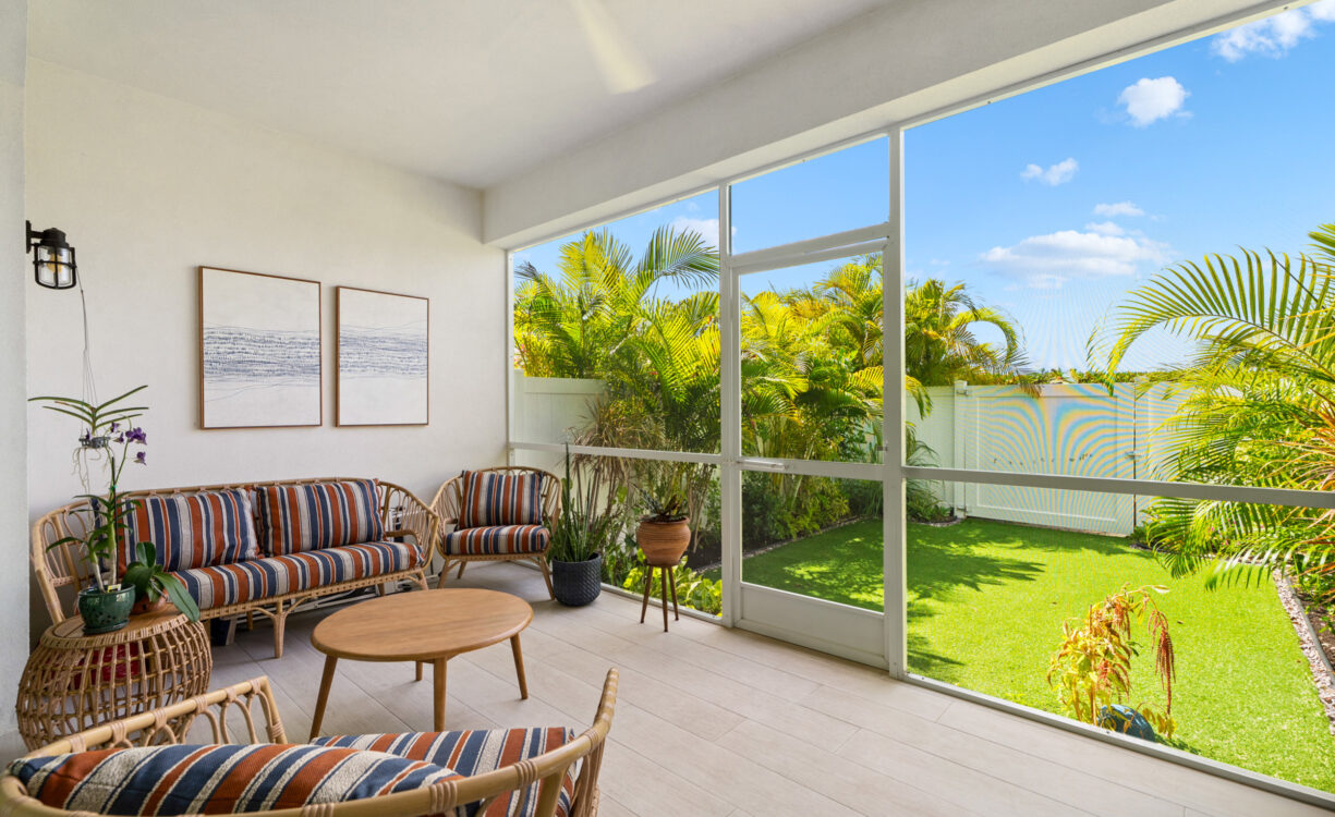 PERIWINKLE 551, 3 BEDROOM TOWNHOME
