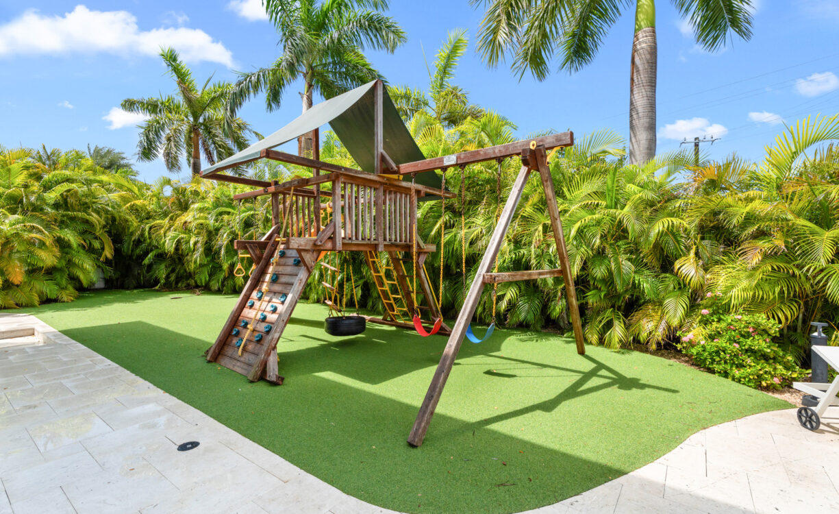 PERIWINKLE 51, 3 BEDROOM TOWNHOME