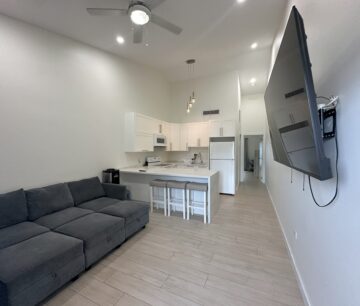GATEWAY WEST 17, GEORGE TOWN CONDO