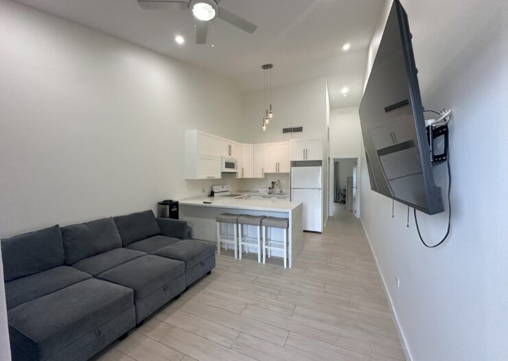 GATEWAY WEST 17, GEORGE TOWN CONDO