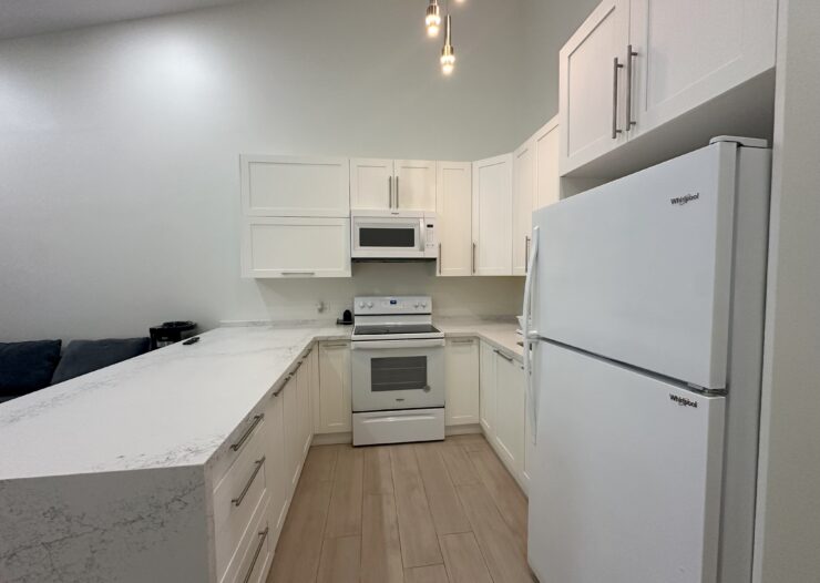 GATEWAY WEST 17, GEORGE TOWN CONDO