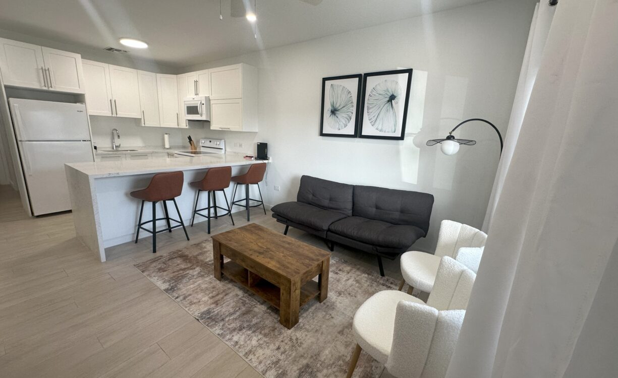 GATEWAY WEST 22, GEORGE TOWN CONDO