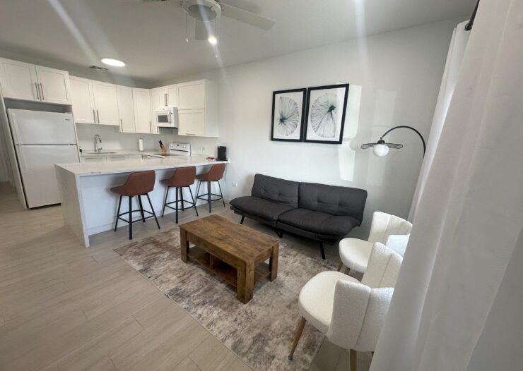 GATEWAY WEST 22, GEORGE TOWN CONDO