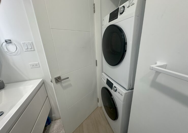 GATEWAY WEST 22, GEORGE TOWN CONDO