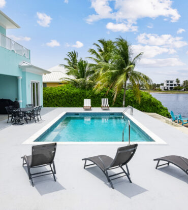 CRYSTAL HARBOUR WATERFRONT HOME