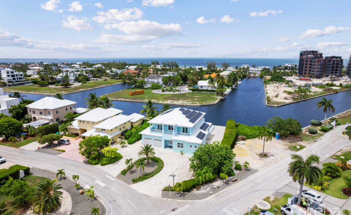 CRYSTAL HARBOUR WATERFRONT HOME