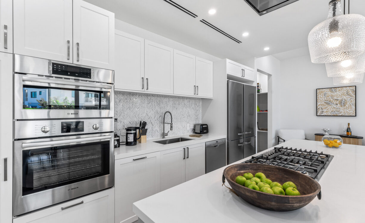 OLEA 204, 3 BEDROOM CONDO